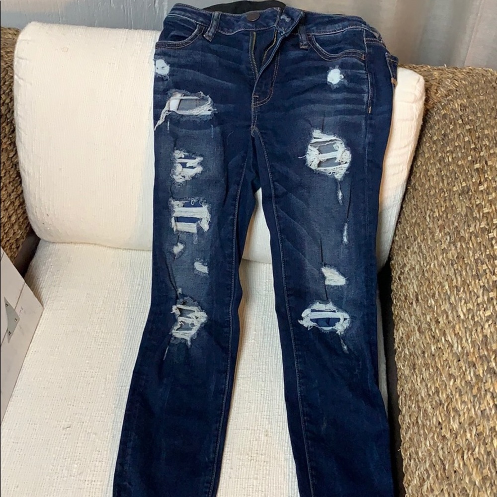 American eagle ripped jeans